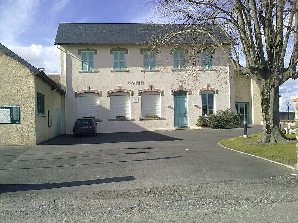 Mairie de Saint — Laurent — Bretagne