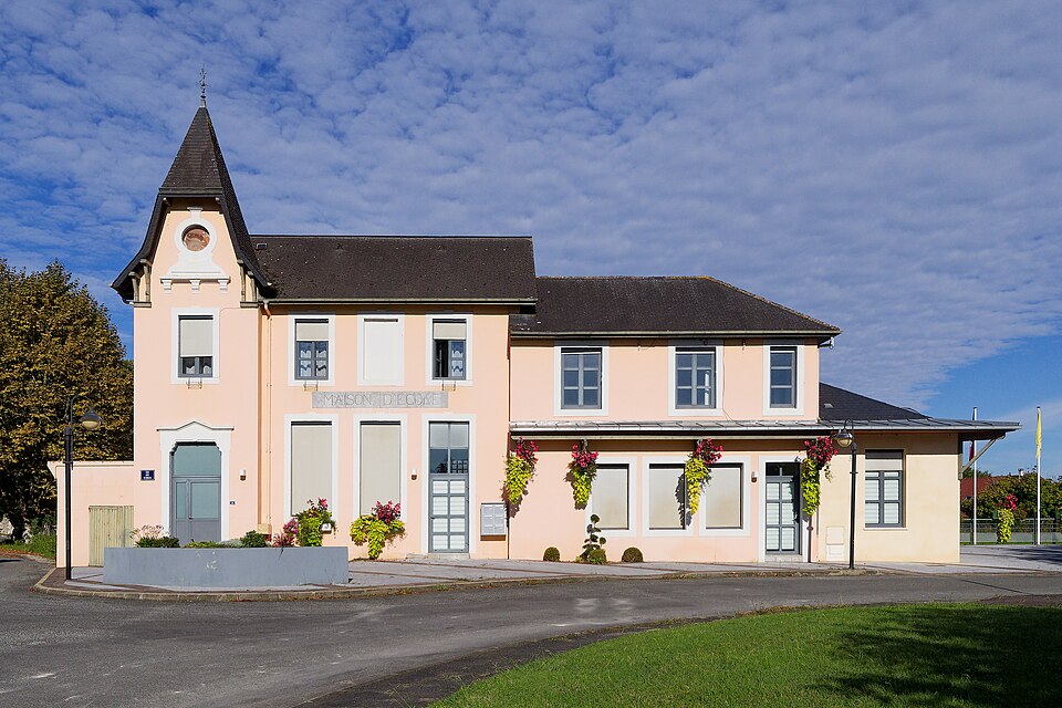Mairie Uzos