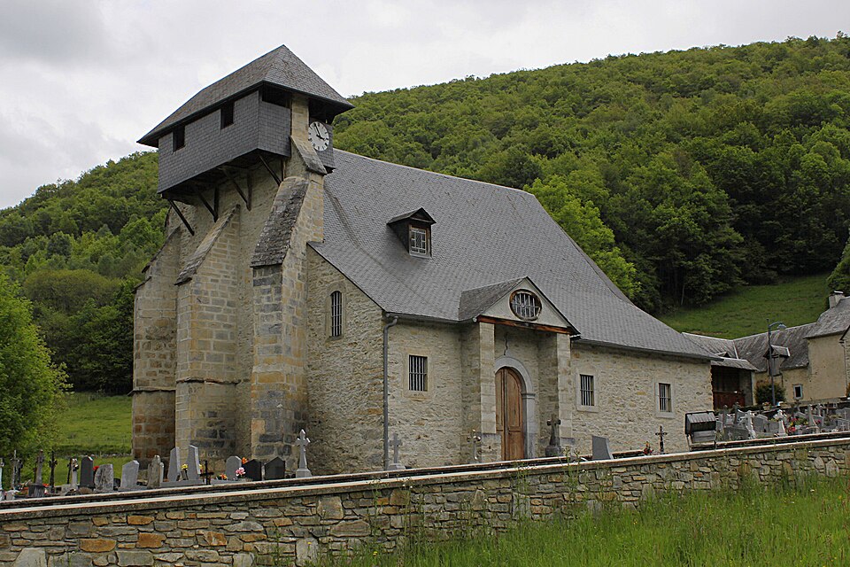 Église Saint — Pierre, Asque, Hautes — Pyrénées