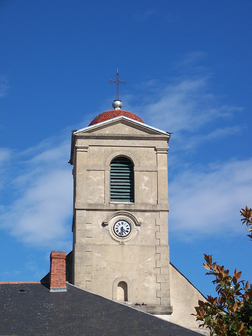 Clocher de l'église d'Aureilhan (Hautes — Pyrénées, France)