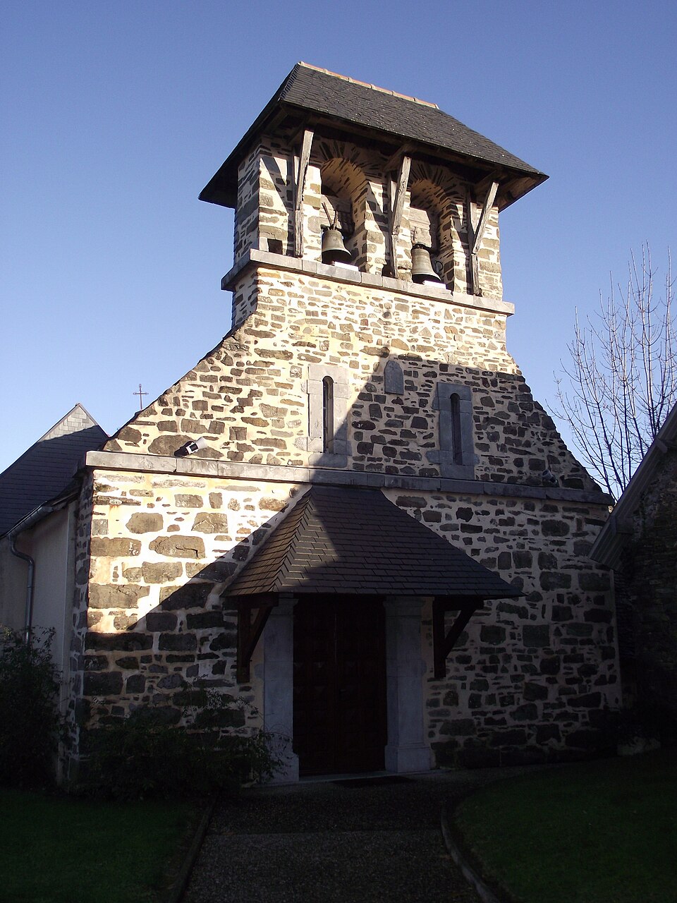 Église Saint — Martin d'Averan (Hautes — Pyrénées, France)