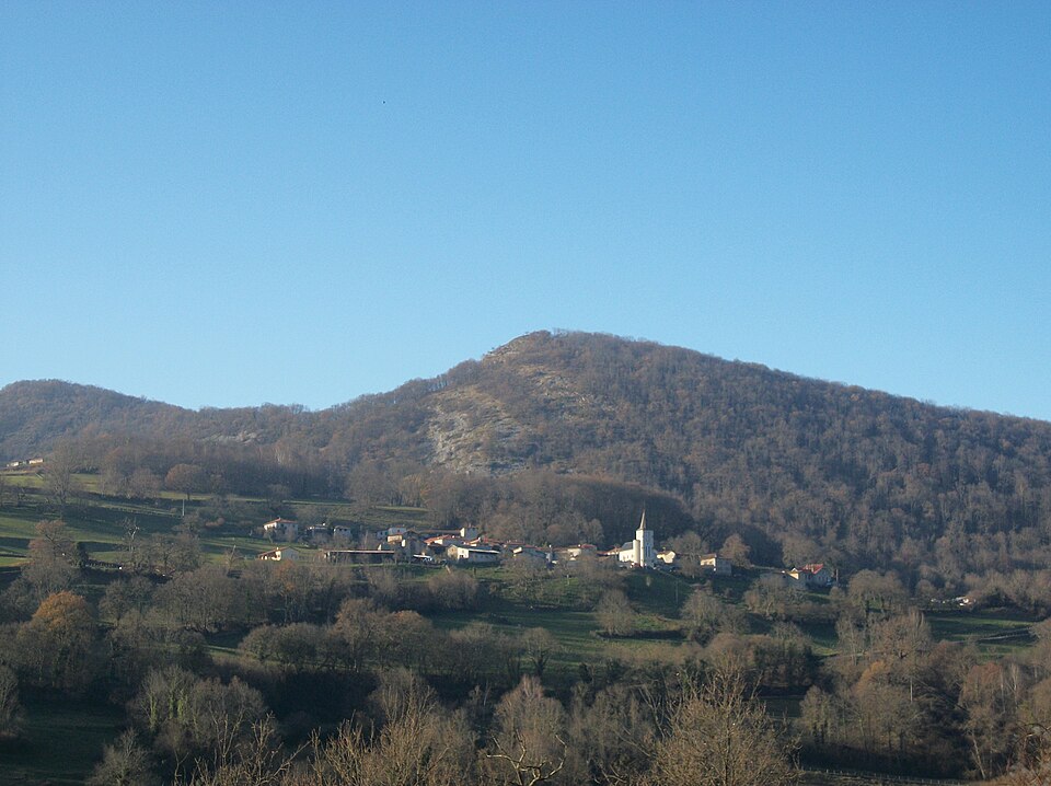 Aveux village