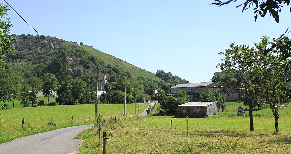 Bazus — Neste (Hautes — Pyrénées) 1