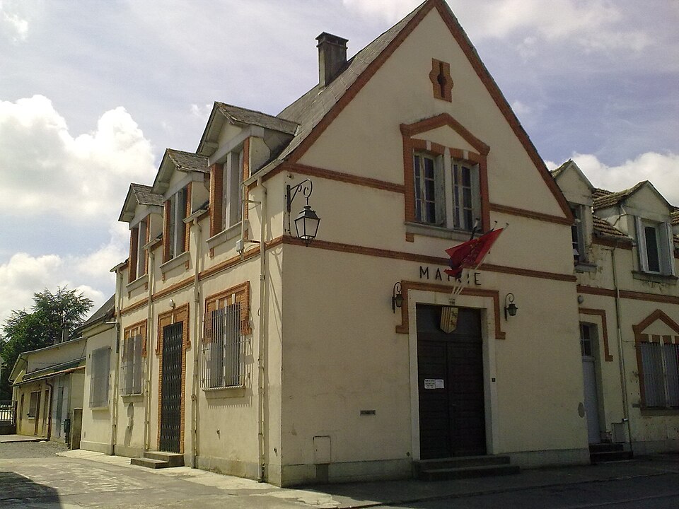 Mairie de Bordes (Hautes — Pyrénées)