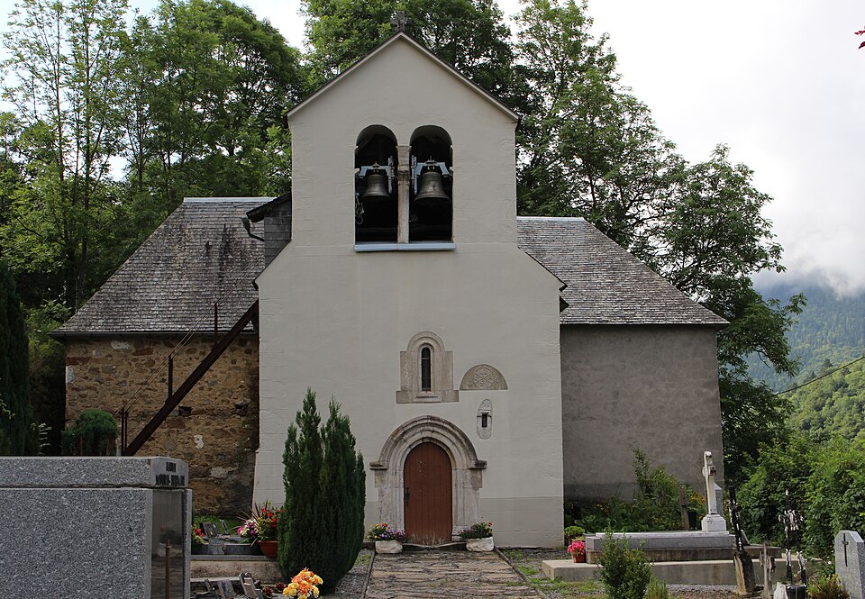 Église Saint — Saturnin de Cazaux — Debat (Hautes — Pyrénées) 1