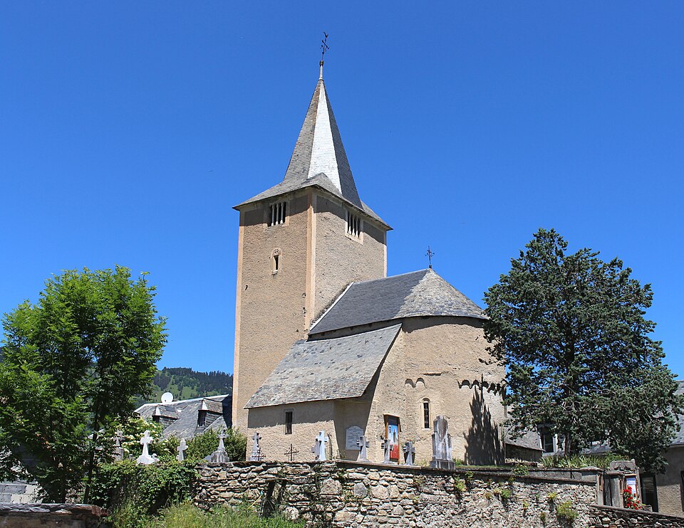 Église Saint — Pierre d'Estarvielle (Hautes — Pyrénées) 1