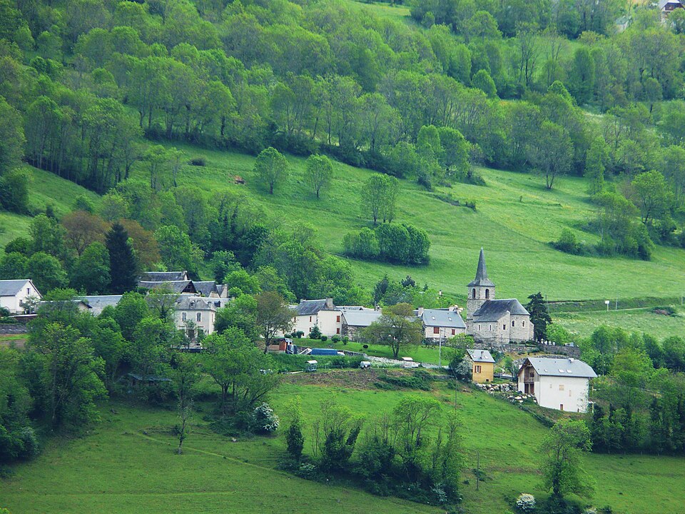 Estensan village