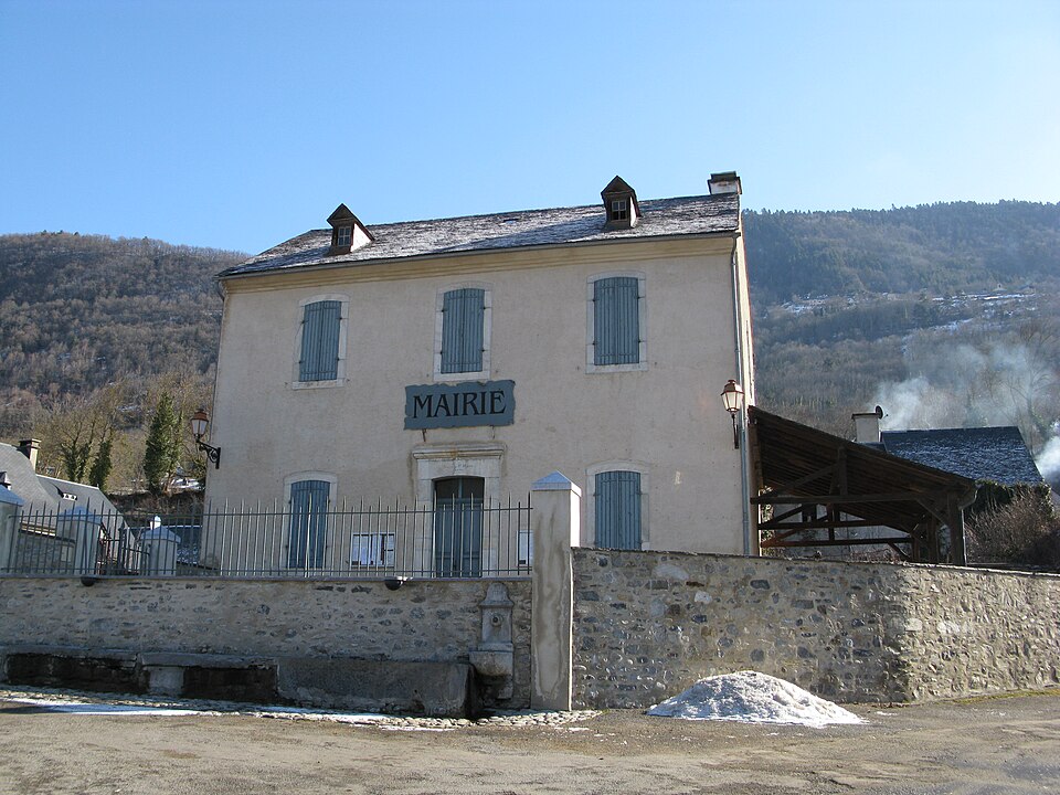 Mairie de Guchan (2)