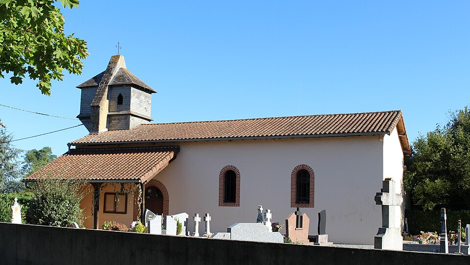 Église Saint — Pierre de Hachan (Hautes — Pyrénées) 1