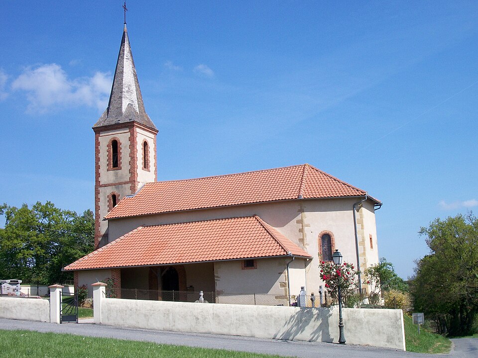 Église de Lapeyre (Hautes — Pyrénées, France)