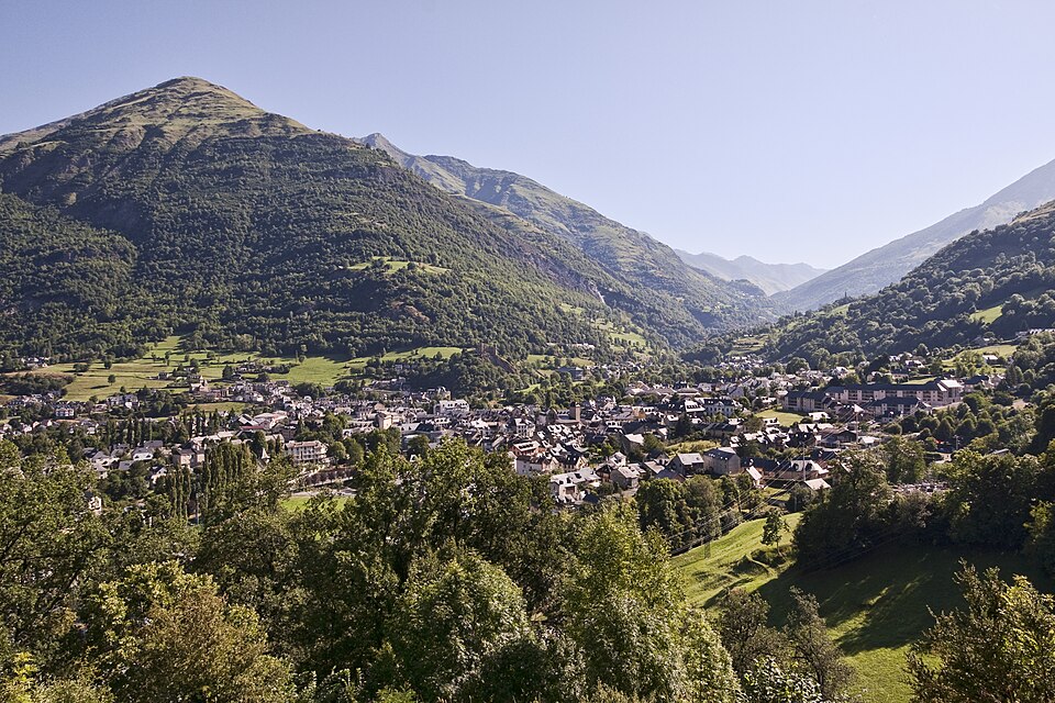 Luz — Saint — Sauveur