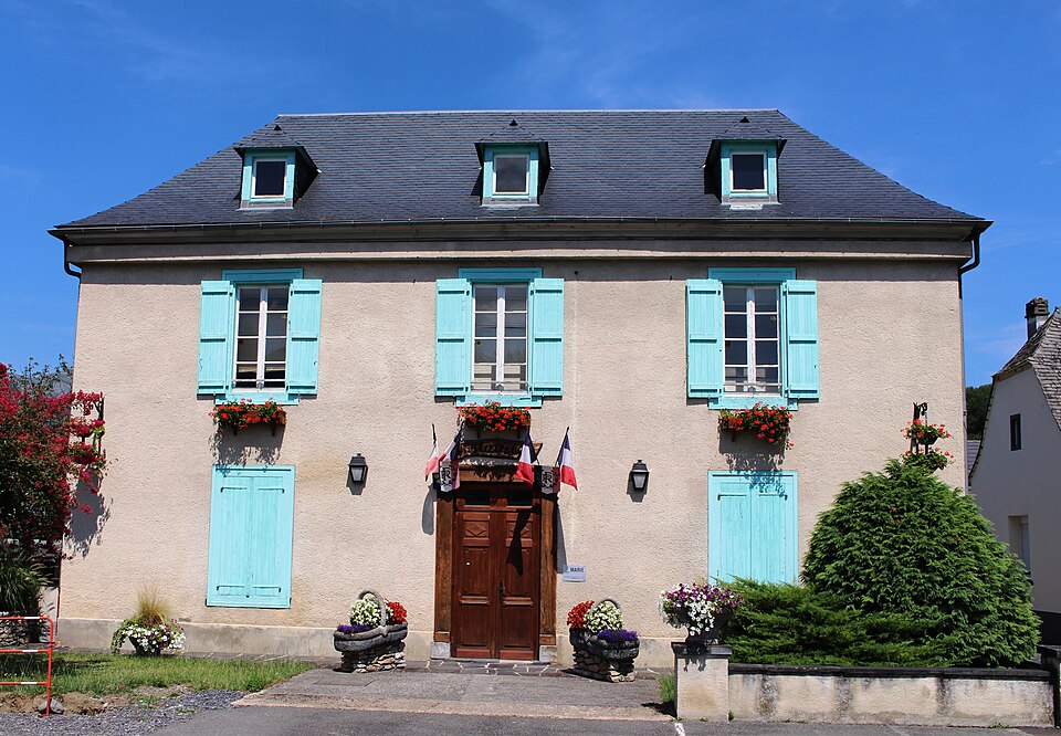 Mairie de Préchac (Hautes — Pyrénées) 1