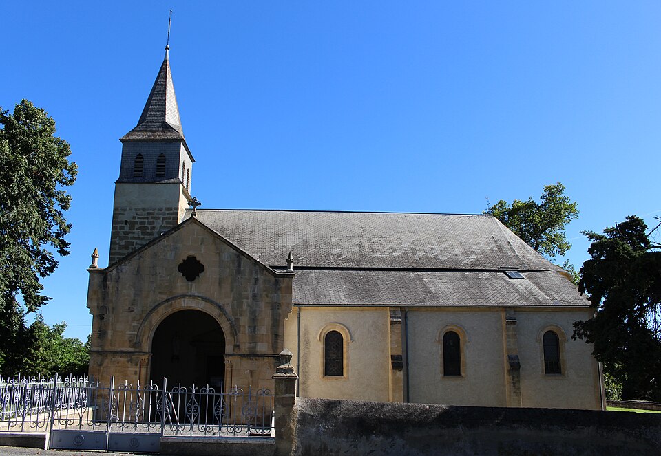 Église Saint — Pierre de Puntous (Hautes — Pyrénées) 1