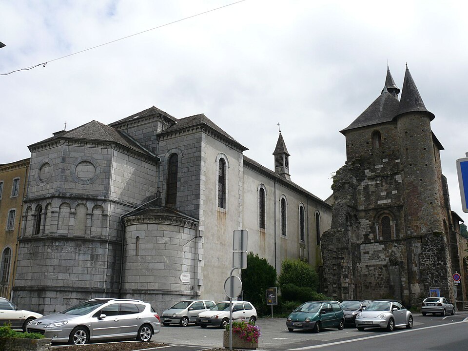 Saint — Pé — de — Bigorre — Église Saint — Pierre — 2
