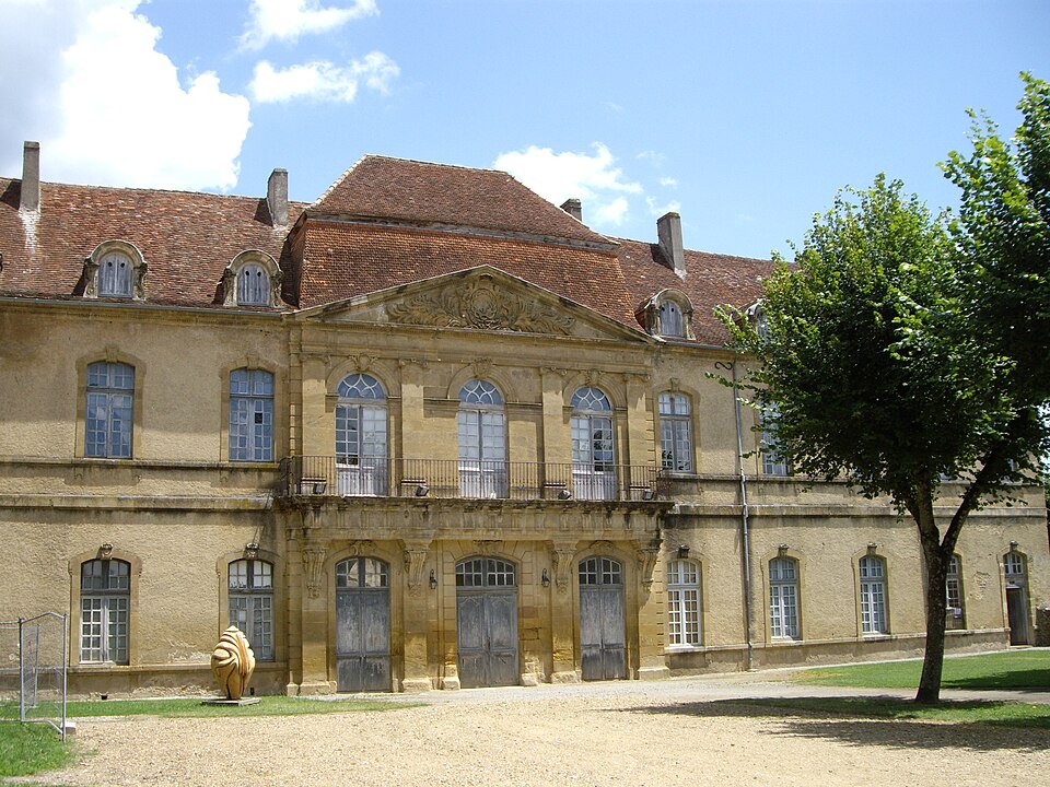 Mairie et abbaye de Saint — Sever — de — Rustan (Hautes — Pyrénées, France)