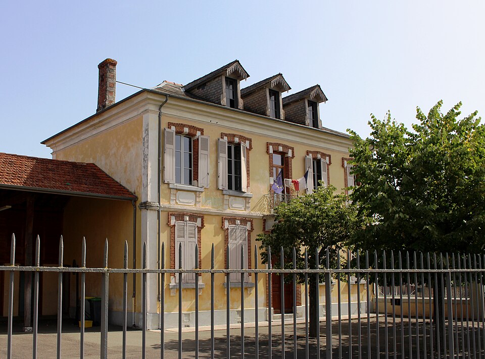 Mairie de Siarrouy (Hautes — Pyrénées) 1