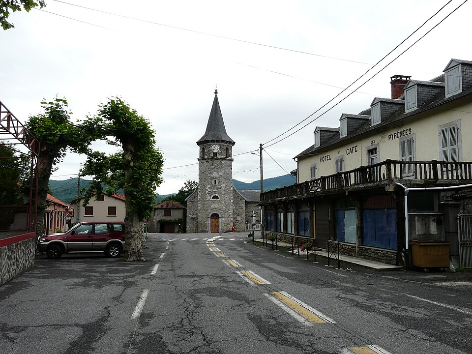 Siradan village