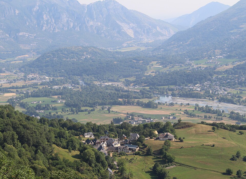 Uz (Hautes — Pyrénées) 1