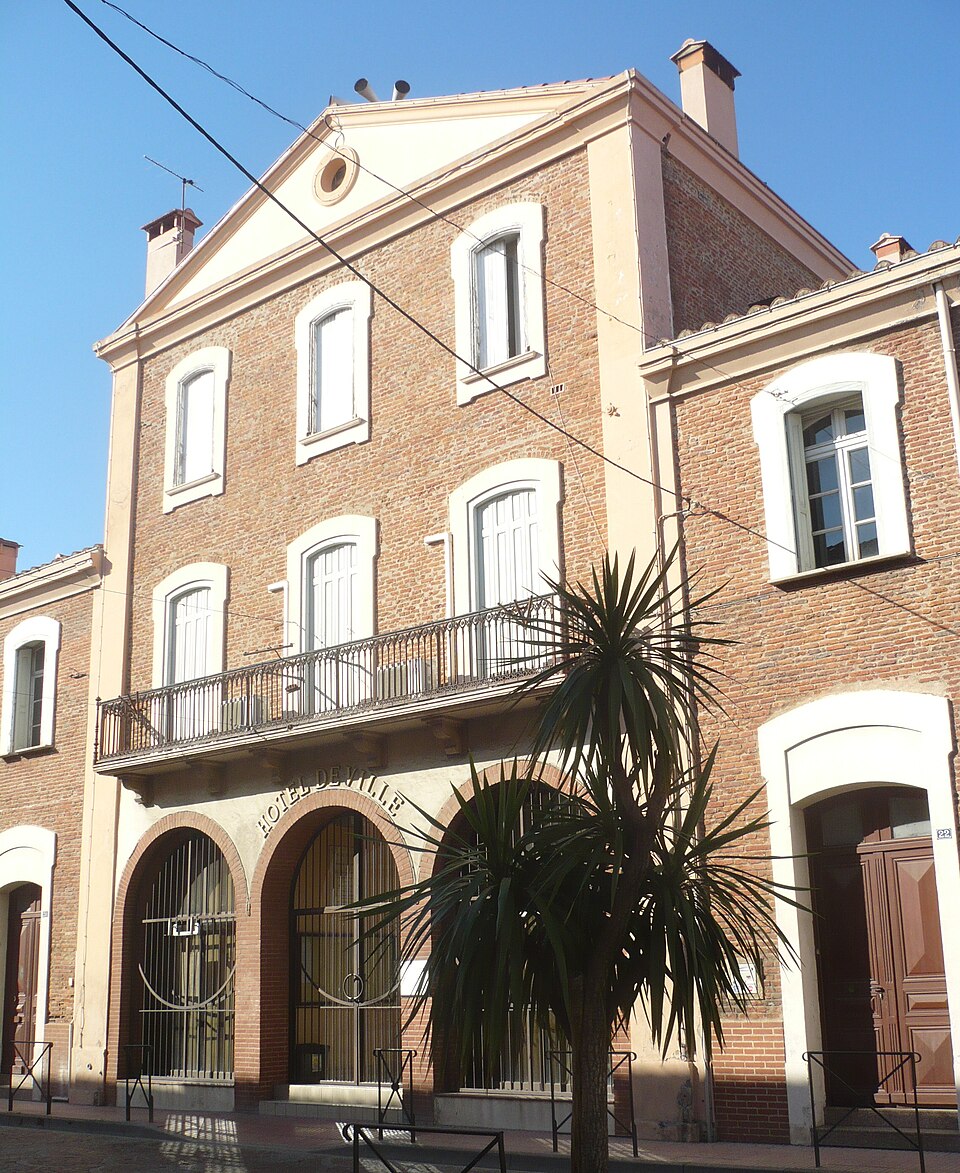 Bages — Mairie