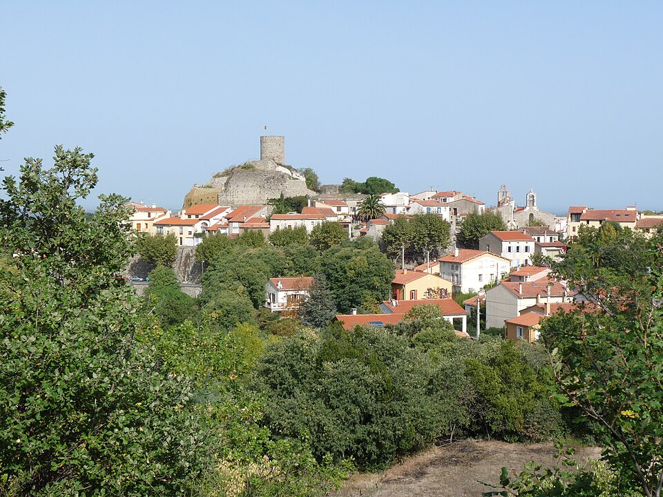 Vue de Laroque — des — Alberes