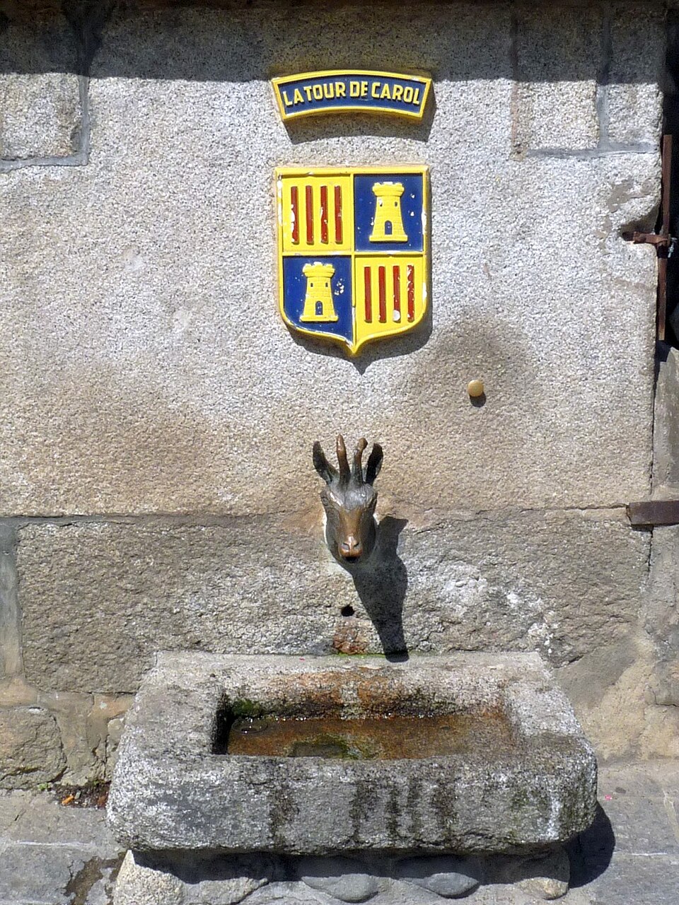 Latourc font