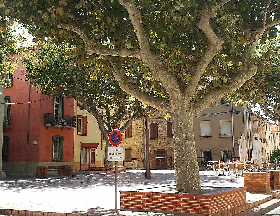 Torreilles — Place Louis Blasi (ouest)