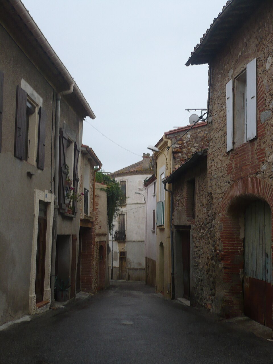 Tresserre — Rue de l'église