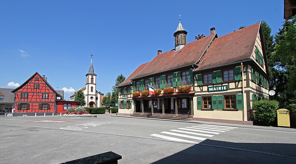 Dalhunden — 18 — Rue du Rhin 66 — St Laurentius — Mairie — gje