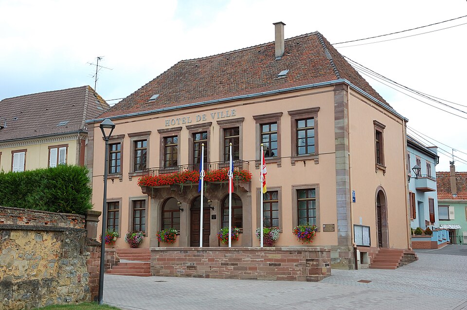 Hochfelden ( Bas — Rhin ), hôtel de ville