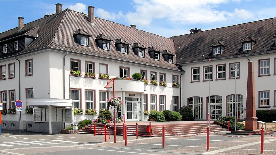 Oberhoffen — sur — Moder, Mairie