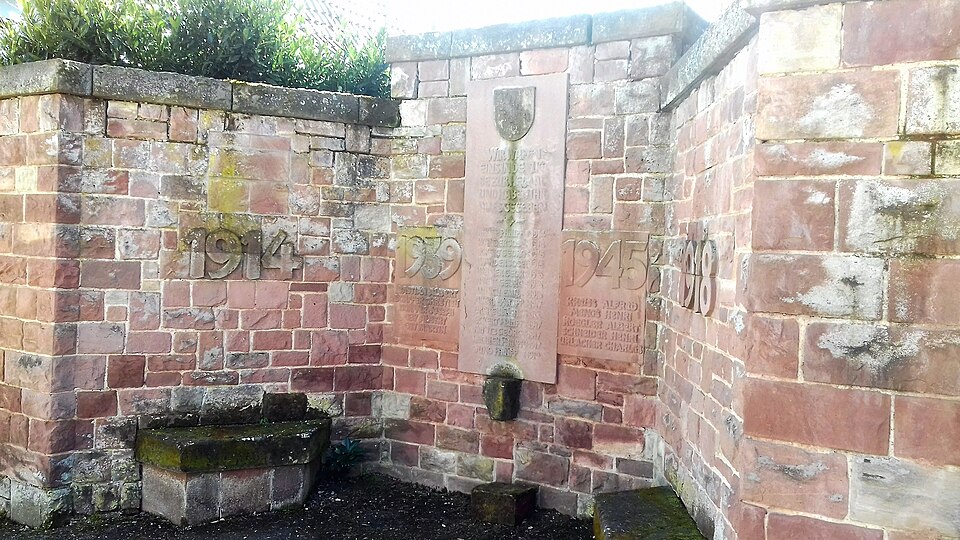 Retschwiller monument morts1