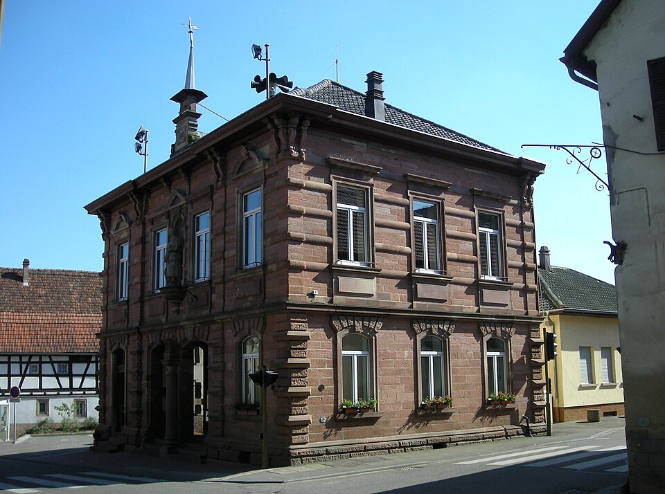 Still — Mairie1