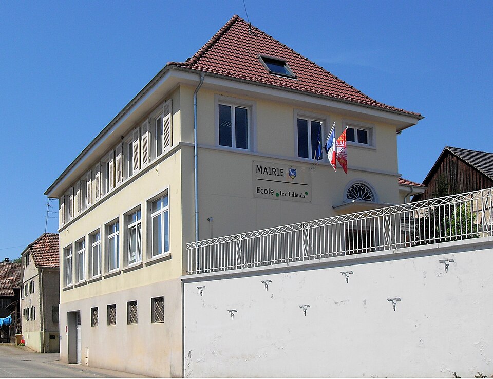 Buschwiller, Mairie — école