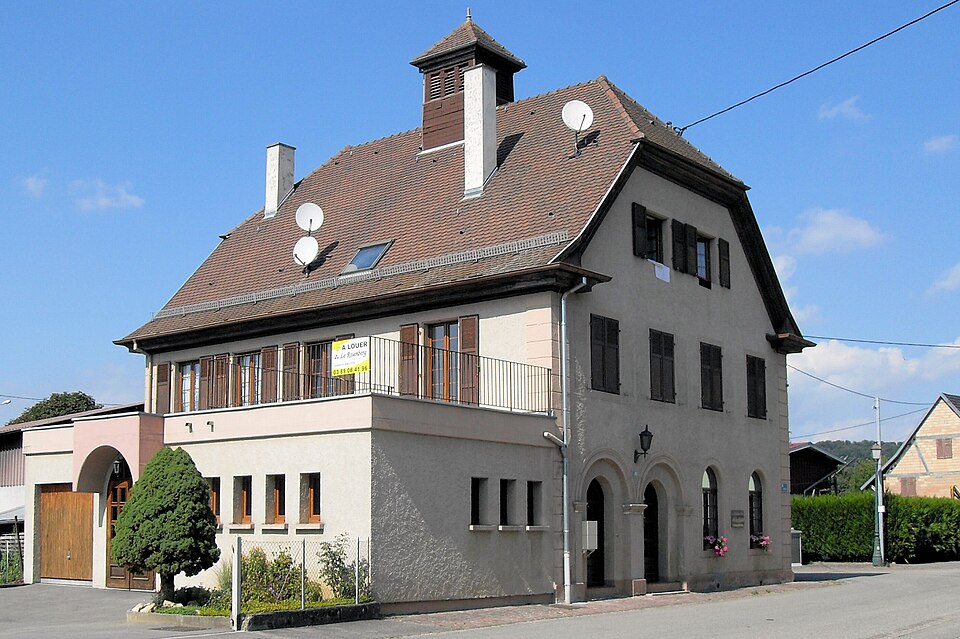 Linsdorf, Maison commune
