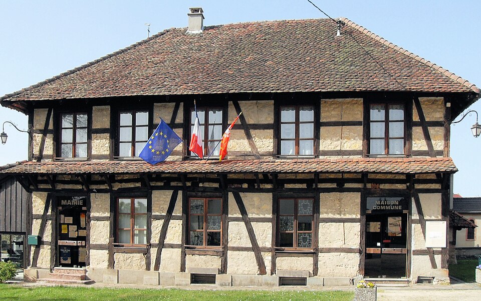 Montreux — Jeune, Mairie et Maison commune