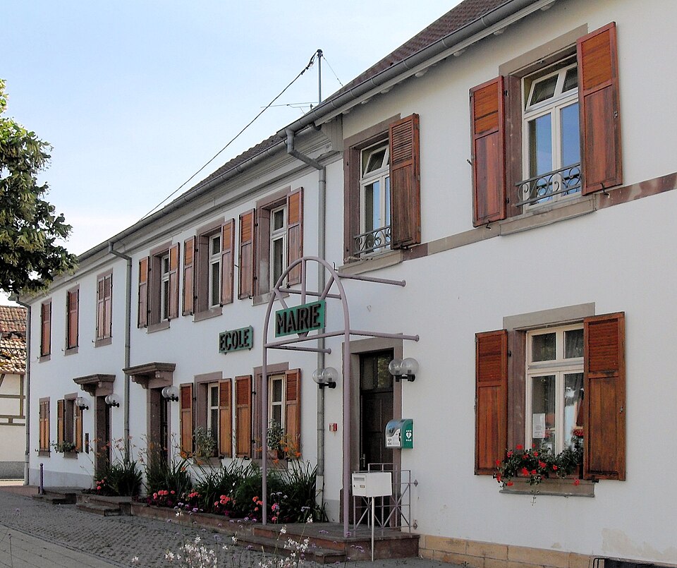 Munwiller, École et Mairie