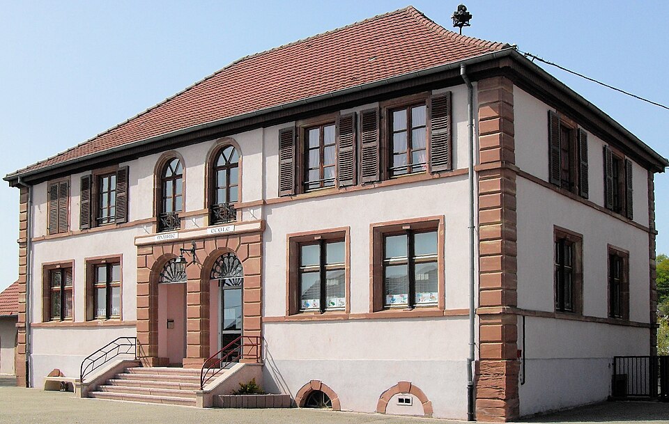 Traubach — le — Haut, Mairie — école