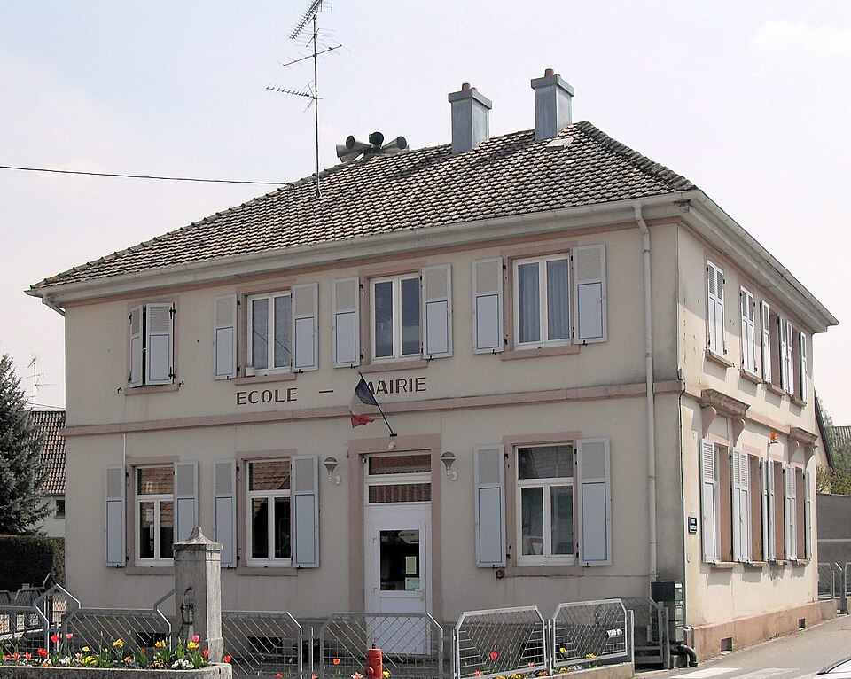 Zaessingue, Mairie — école