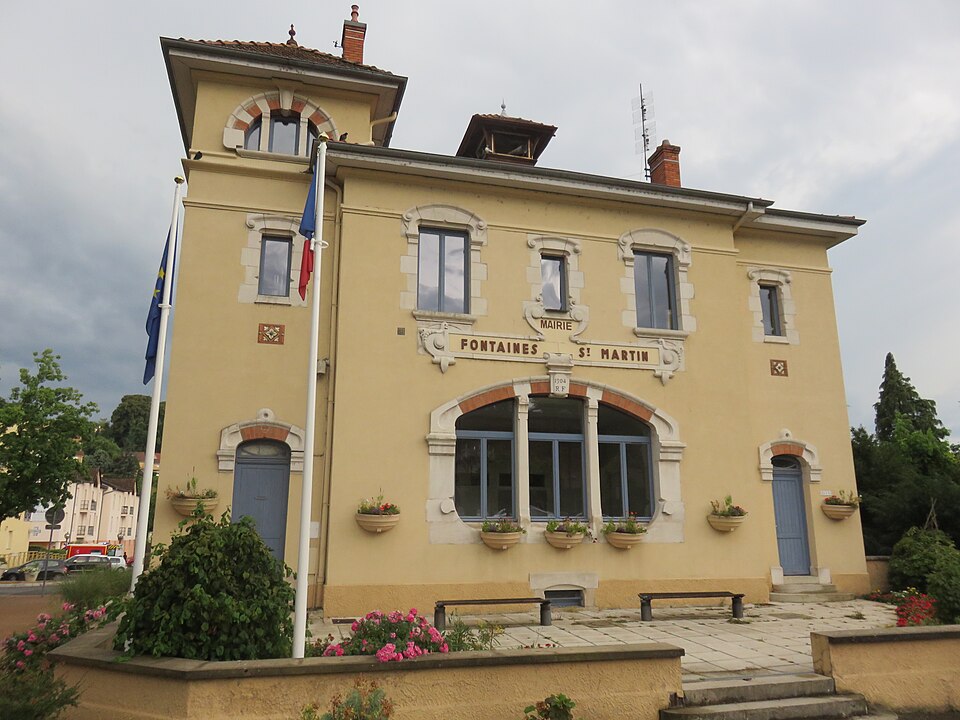 Fontaines — Saint — Martin — Mairie (juil 2018)