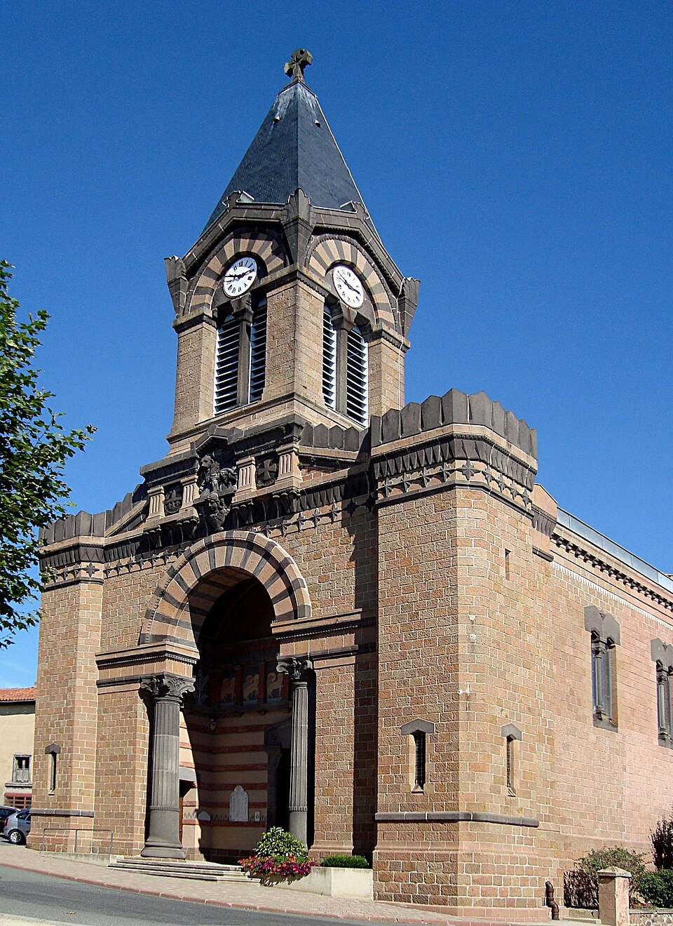 Grezieu — le — Marche Eglise