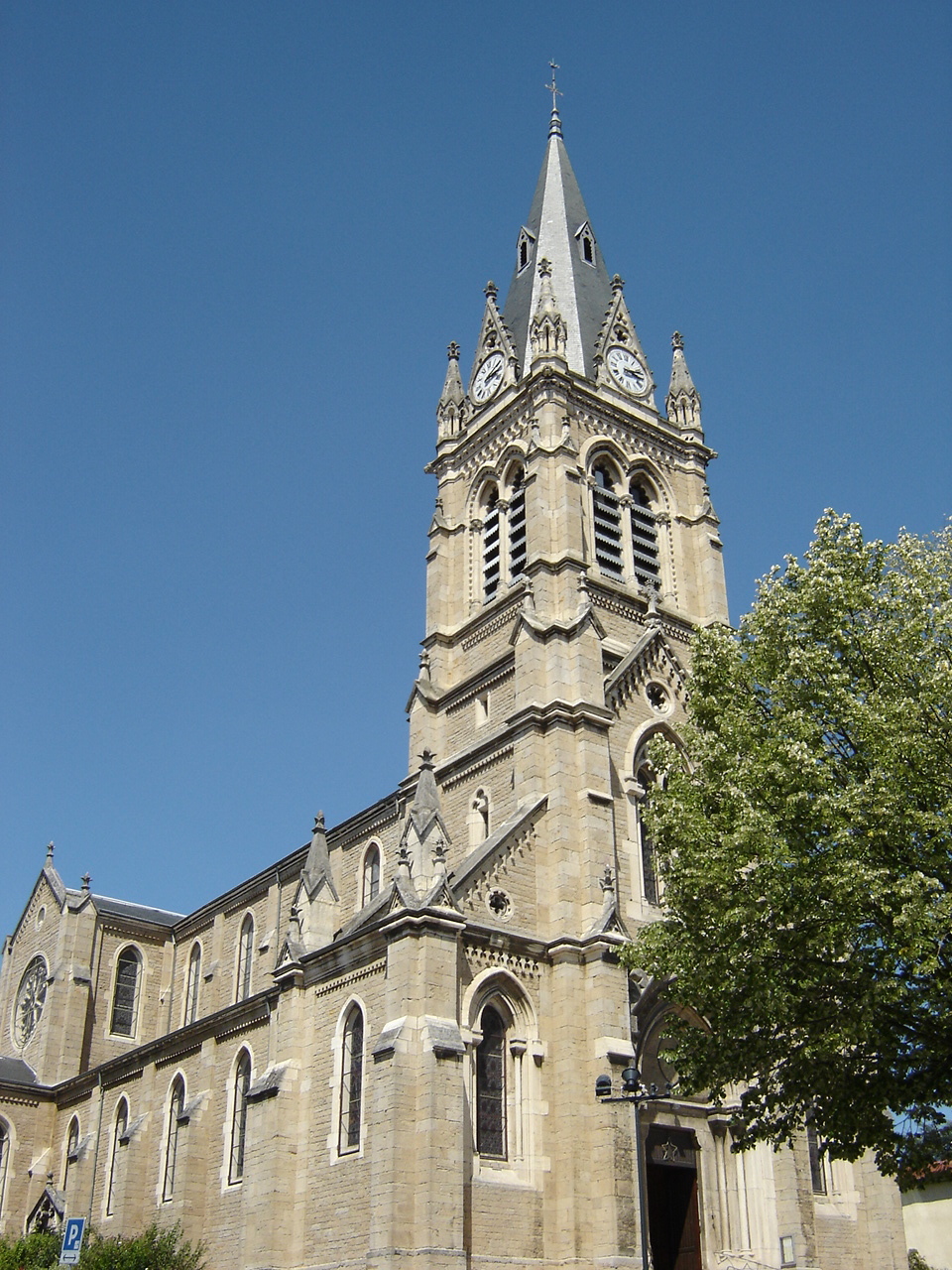 Stdidier — church