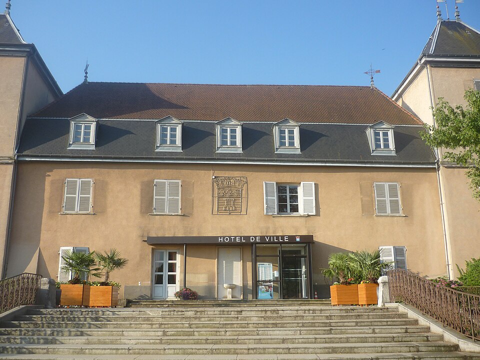 Saint — Bonnet — de — Mure — Hôtel de ville