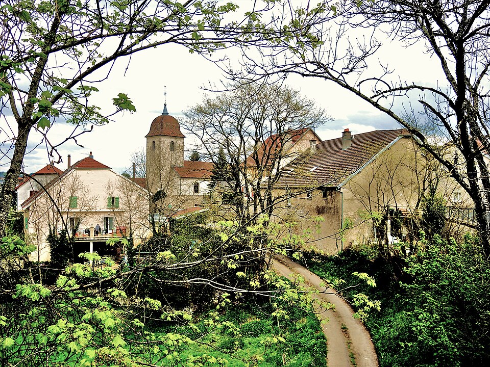 Panorama sur le village. 2016 — 04 — 30
