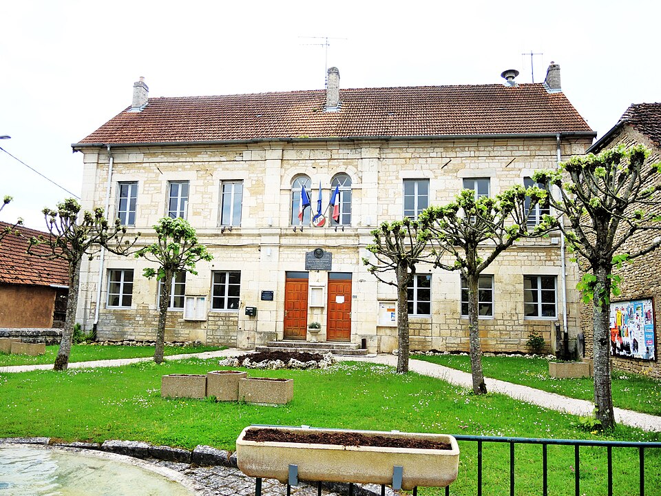 La mairie. 2016 — 05 — 16