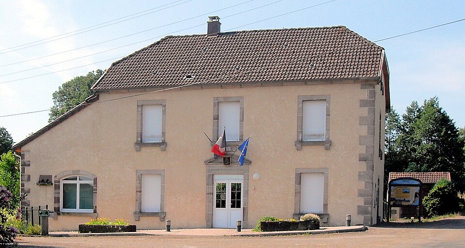 Les Fessey, Mairie