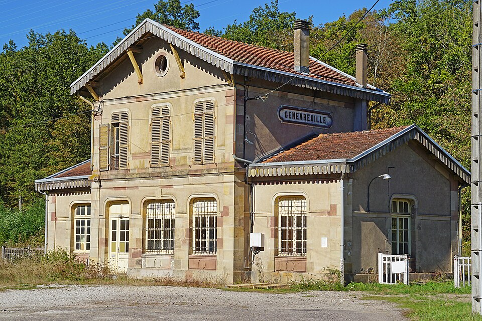 10 — Gare de Genevreuille — 01
