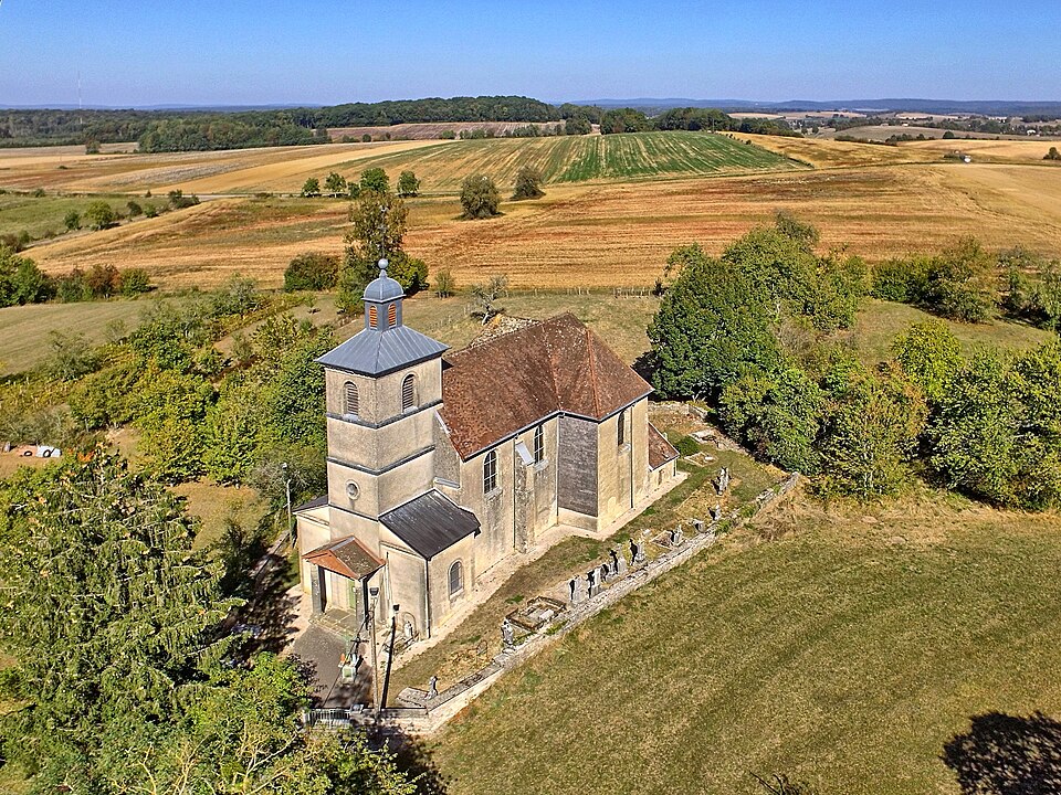 Mont — lès — Etrelles, l'église