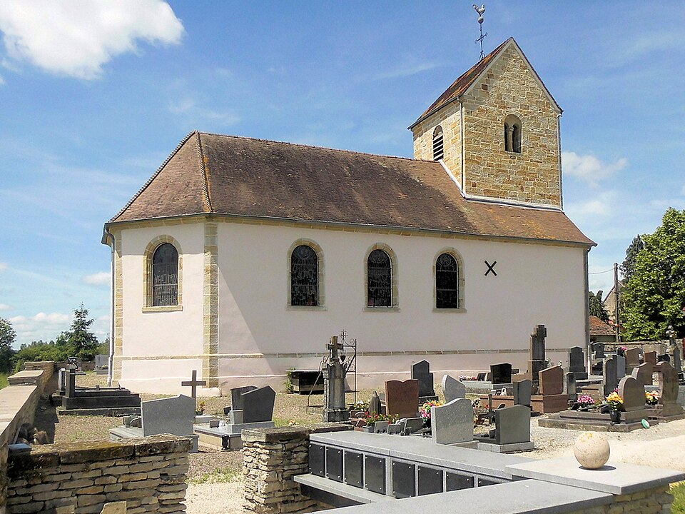 Montureux — lès — Baulay, Église Saint — Pierre