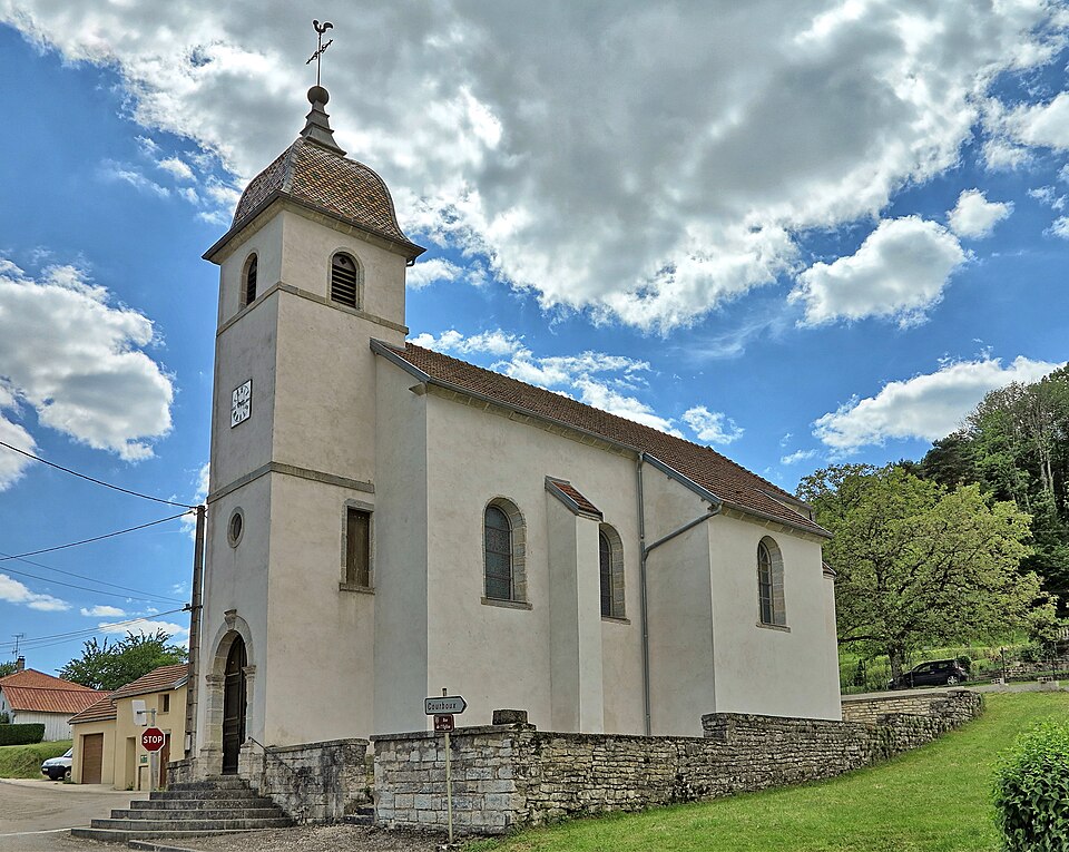 Pennesières, l'église