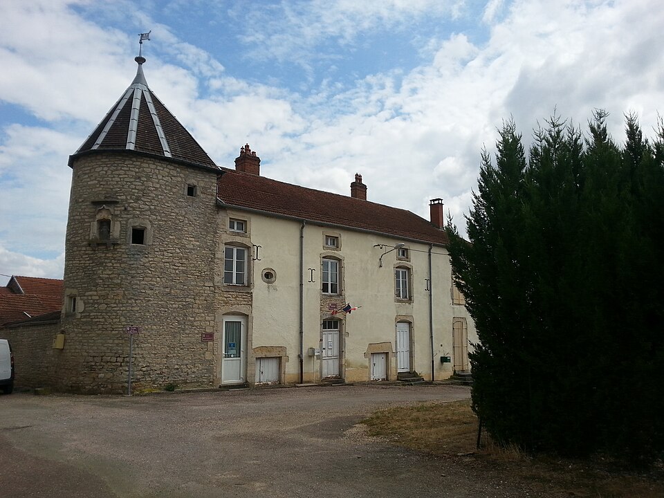 Percey — le — Grand — Mairie
